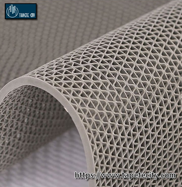 Tapete antiderrapante para piscina color gris.